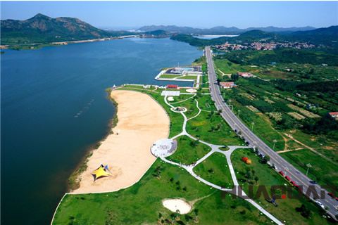 『隨華全，觀天下』 ——走進棲霞