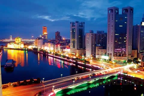 『隨華全，觀天下』 ——走進(jìn)新建