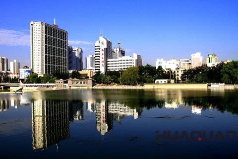 『隨華全，觀天下』 ——走進承德