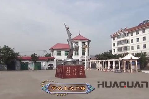 本縣 村盡享繁華，卻對(duì)華全發(fā)電機(jī)鐘愛(ài)有加