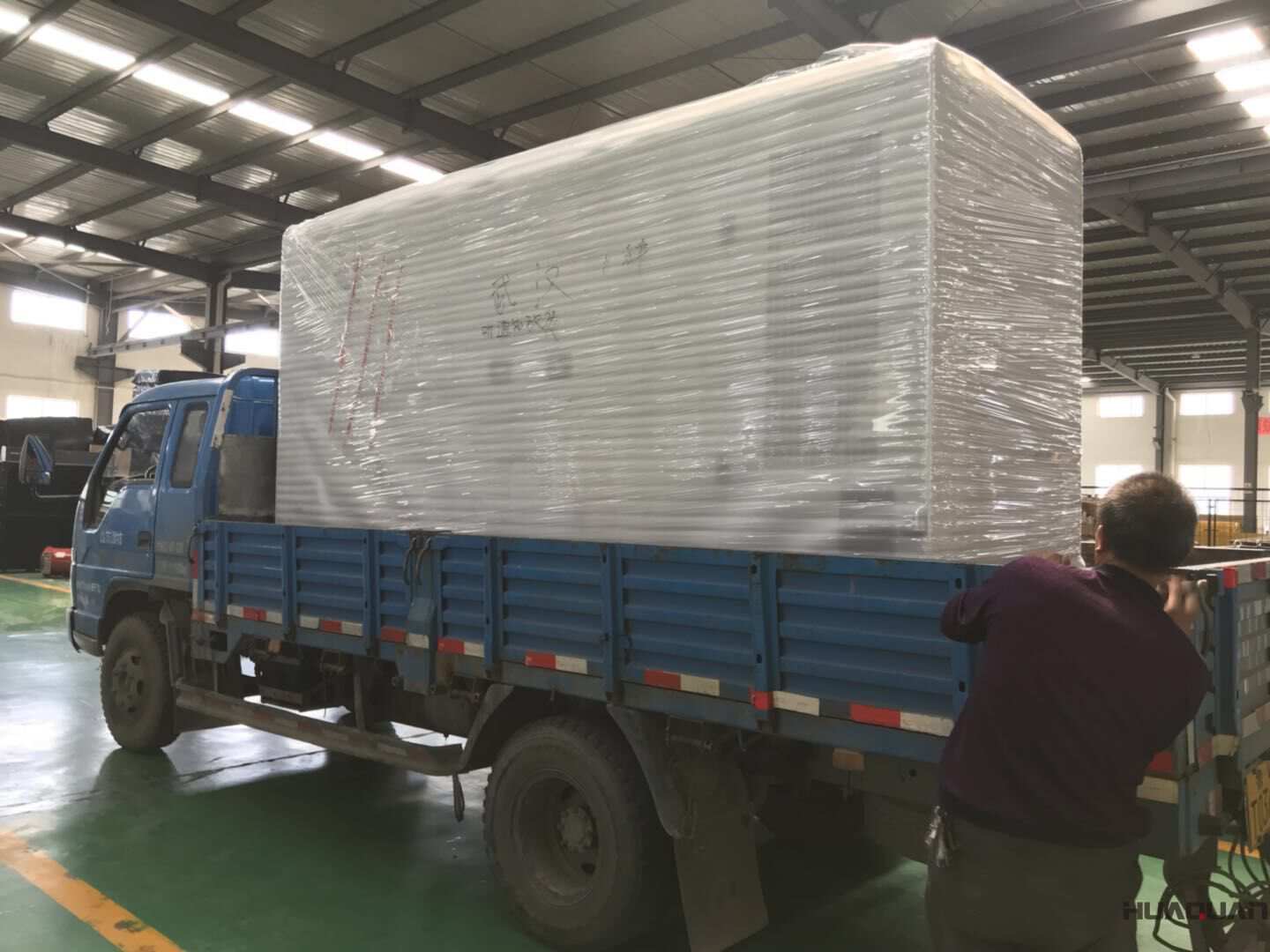 發(fā)貨了！9月8日一臺(tái)100kw靜音箱型柴油發(fā)電機(jī)組已發(fā)往廣東