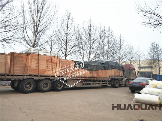 為客戶定制的玉柴發(fā)動機已經(jīng)到貨，華全玉柴發(fā)電機組緊張生產(chǎn)中