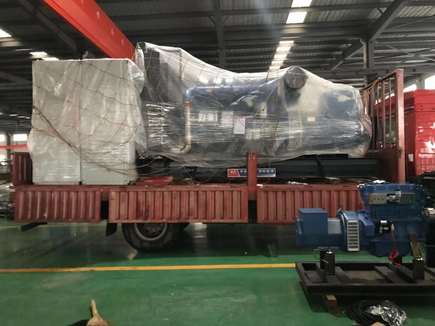 張先生從華全動(dòng)力采購(gòu)的200kw自動(dòng)化柴油發(fā)電機(jī)組于12月12日順利發(fā)往山東省