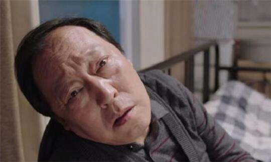 《都挺好》蘇大強居然背著家里人去買發(fā)電機組了，聊天記錄曝光