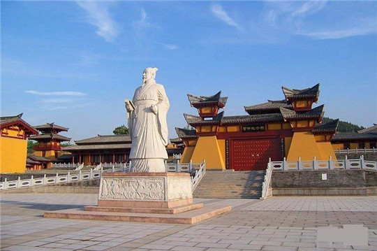 華全300千瓦玉柴靜音發(fā)電機(jī)組發(fā)往管仲故里—阜陽