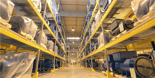 華全發(fā)電機組立體化倉庫