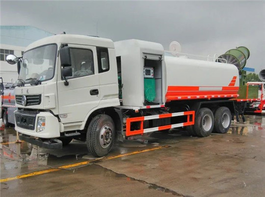 新品下線！華全110千瓦霧炮車專用燃?xì)獍l(fā)電機(jī)組已發(fā)貨