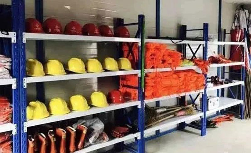 華全動(dòng)力預(yù)置防汛物資,積極應(yīng)對(duì)臺(tái)風(fēng)“煙花”